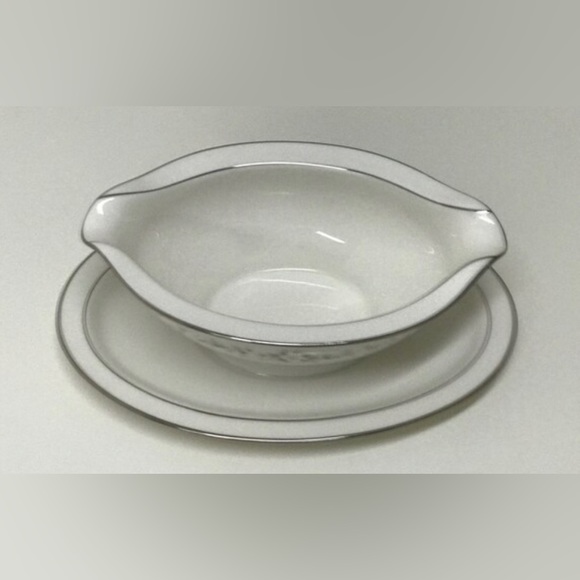 Vintage NORITAKE IVORY CHINA Japan Heather 7548 Platinum Silver Trim Gravy Boat - Picture 4 of 10